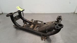 Gebruikte Versnellingsbak Steun Landrover Range Rover Sport (LW) 3.0 SDV6 Prijs € 66,55 Inclusief btw aangeboden door Autohandel Didier