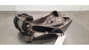 Gebruikte Motorrubber BMW X7 xDrive40d 3.0 24V Mild Hybrid Prijs € 54,45 Inclusief btw aangeboden door Autohandel Didier