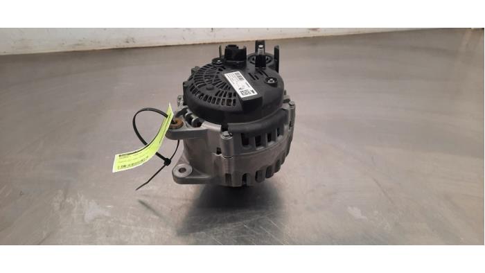 Dynamo Renault Trafic