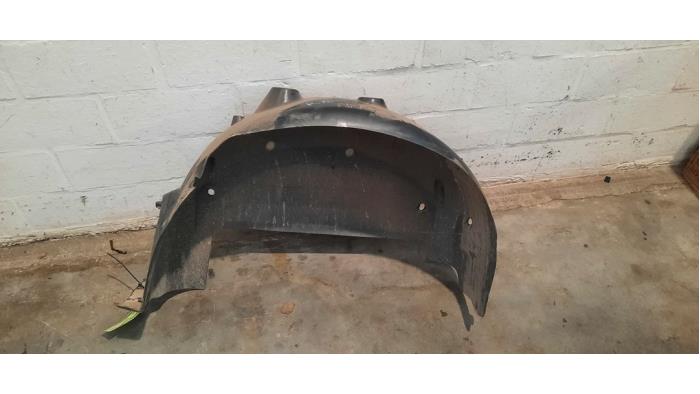 Passage de roue Renault Trafic
