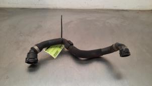 Gebruikte Radiateurslang BMW X7 xDrive40d 3.0 24V Mild Hybrid Prijs € 30,25 Inclusief btw aangeboden door Autohandel Didier