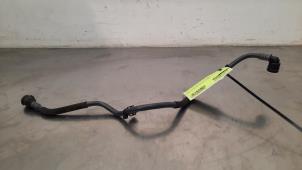 Gebruikte Radiateurslang BMW X7 xDrive40d 3.0 24V Mild Hybrid Prijs € 30,25 Inclusief btw aangeboden door Autohandel Didier