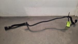 Gebruikte Radiateurslang BMW X7 xDrive40d 3.0 24V Mild Hybrid Prijs € 36,30 Inclusief btw aangeboden door Autohandel Didier