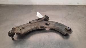 Gebruikte Draagarm rechts-voor Fiat Doblo Cargo 1.5 D Multijet 100 Prijs € 48,40 Inclusief btw aangeboden door Autohandel Didier