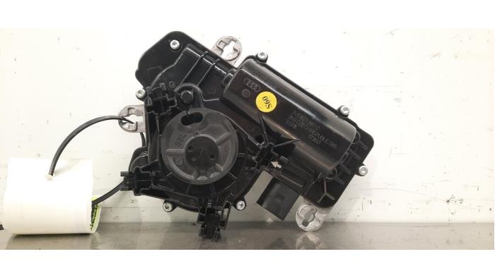 Moteur fermeture auxiliaire hayon Audi Q8