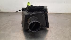 Gebruikte Luchtfilterhuis Landrover Discovery Sport (LC) 2.0 Si4 16V Prijs € 199,65 Inclusief btw aangeboden door Autohandel Didier