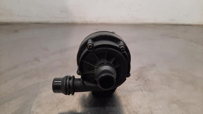 Pompe à eau supplémentaire BMW 7-Série