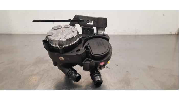 Extra waterpomp Peugeot 3008