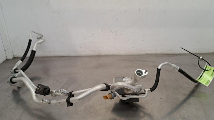 Condensateur clim Peugeot 308
