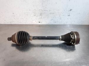 Gebruikte Cardanas links-voor (VWA) Volkswagen Golf VII (AUA) 1.2 TSI 16V Prijs € 133,10 Inclusief btw aangeboden door Autohandel Didier