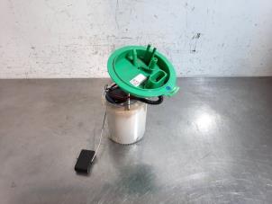 Gebruikte Tank element Pomp Volkswagen Golf VII (AUA) 1.2 TSI 16V Prijs € 72,60 Inclusief btw aangeboden door Autohandel Didier