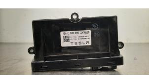 Gebruikte Module PDC Tesla Model S 100D Prijs € 72,60 Inclusief btw aangeboden door Autohandel Didier