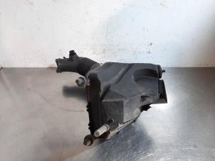 Gebruikte Luchtfilterhuis Audi A6 Avant (C6) 2.8 V6 24V FSI Prijs € 72,60 Inclusief btw aangeboden door Autohandel Didier