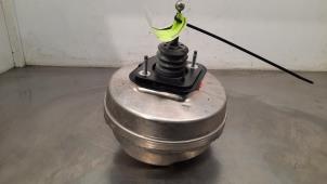 Gebruikte Rembooster BMW 7 serie (G11/12) 740e,Le Prijs € 332,75 Inclusief btw aangeboden door Autohandel Didier