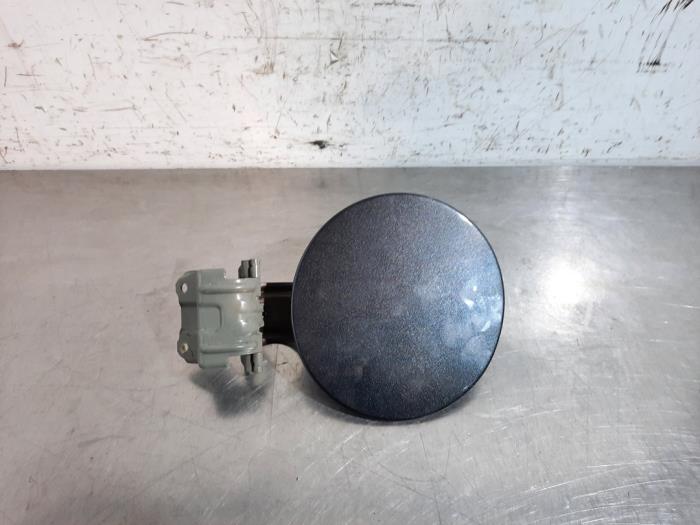 Clapet réservoir Peugeot 108