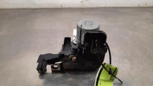 Gebruikte ABS Pomp Peugeot 308 (F3/FB/FH/FM/FP) 1.2 12V PureTech 130 Prijs € 332,75 Inclusief btw aangeboden door Autohandel Didier