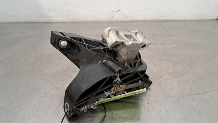 Support moteur Peugeot 408