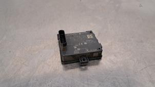 Gebruikte Radar sensor Peugeot 308 (F3/FB/FH/FM/FP) 1.2 12V PureTech 130 Prijs € 199,65 Inclusief btw aangeboden door Autohandel Didier