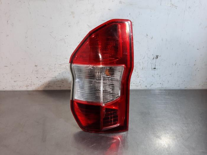 Feu arrière gauche Ford Transit Courier