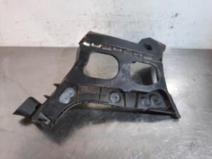 Gebruikte Bumpersteun links-achter Ford Transit Courier 1.0 Ti-VCT EcoBoost 12V Prijs € 30,25 Inclusief btw aangeboden door Autohandel Didier