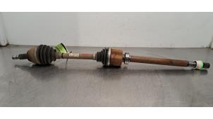 Gebruikte Aandrijfas rechts-voor Renault Trafic (1FL/2FL/3FL/4FL) 2.0 dCi 16V 130 Prijs € 199,65 Inclusief btw aangeboden door Autohandel Didier