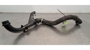 Gebruikte Koelwaterslang Mercedes C Estate (S206) C-220d 2.0 Turbo 16V Prijs € 36,30 Inclusief btw aangeboden door Autohandel Didier