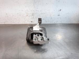 Gebruikte Motorsteun Volkswagen T-Roc I 2.0 TDI 150 16V Prijs € 72,60 Inclusief btw aangeboden door Autohandel Didier