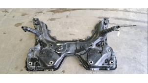 Gebruikte Subframe Jeep Compass II (MP) 1.3 T4 150 16V Prijs € 266,20 Inclusief btw aangeboden door Autohandel Didier