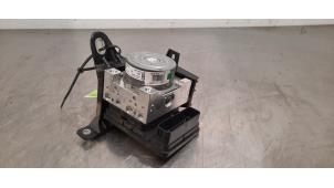 Gebruikte ABS Pomp Jeep Compass II (MP) 1.3 T4 150 16V Prijs € 266,20 Inclusief btw aangeboden door Autohandel Didier