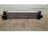 Intercooler van een Volvo XC40 (XZ), 2017 2.0 D3 16V, SUV, Diesel, 1.969cc, 110kW (150pk), FWD, D4204T16, 2018-09 / 2021-09, XZ72 2019