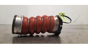 Gebruikte Intercooler Slang BMW X6 (F16) xDrive40d 3.0 24V Prijs € 54,45 Inclusief btw aangeboden door Autohandel Didier