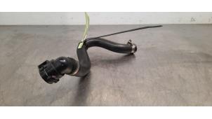 Gebruikte Radiateurslang BMW X6 (F16) xDrive40d 3.0 24V Prijs € 24,20 Inclusief btw aangeboden door Autohandel Didier