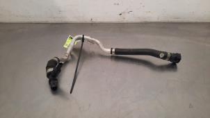 Gebruikte Radiateurslang BMW X6 (F16) xDrive40d 3.0 24V Prijs € 36,30 Inclusief btw aangeboden door Autohandel Didier