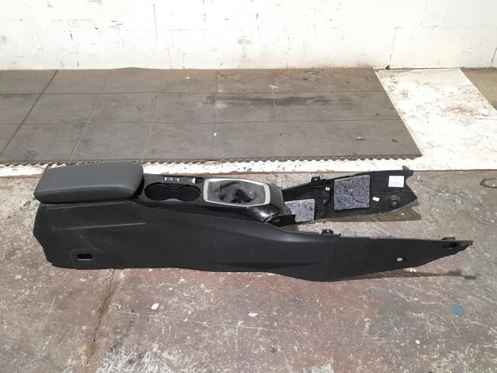 Console centrale Peugeot 2008