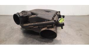 Gebruikte Luchtfilterhuis Mercedes V (447.8) 2.1 250 BlueTEC, 250 d 16V Prijs € 78,65 Inclusief btw aangeboden door Autohandel Didier