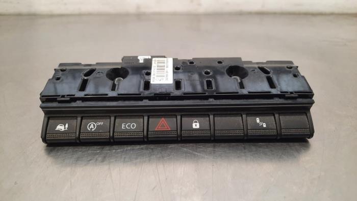 Commutateur éclairage d&#039;urgence Renault Master