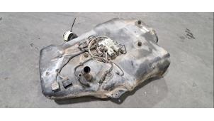 Gebruikte Adblue tank Mercedes GL (X166) 3.0 GL 350 CDI V6 24V BlueTEC 4-Matic Prijs € 399,30 Inclusief btw aangeboden door Autohandel Didier