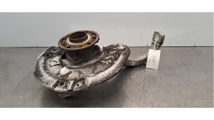 Fusee rechts-voor Mercedes C-Klasse Fusee rechts-voor Mercedes C-Klasse