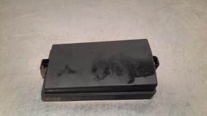 Gebruikte Zekeringkast Volkswagen Arteon Shooting Brake (3HAC) 1.4 eHybrid Plug-in 16V Prijs € 12,10 Inclusief btw aangeboden door Autohandel Didier