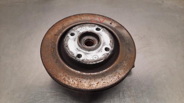 Achsschenkel links vorne Peugeot 208