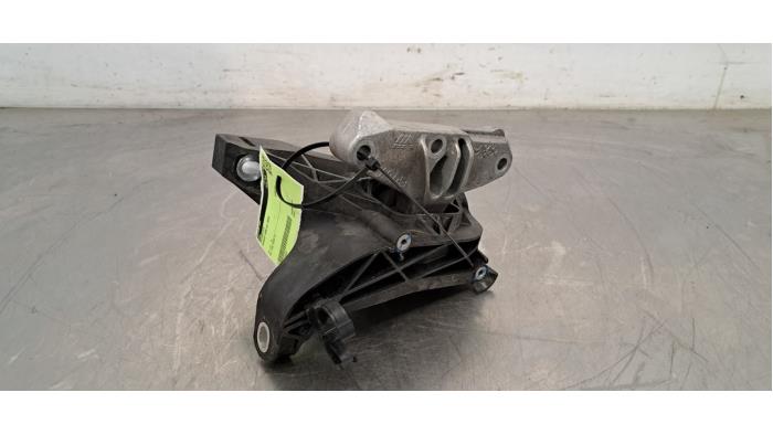 Support moteur Peugeot 3008