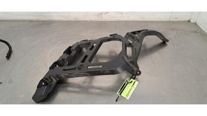 Gebruikte Bumpersteun rechts-achter Peugeot 3008 II (M4/MC/MJ/MR) 1.5 BlueHDi 130 Prijs € 18,15 Inclusief btw aangeboden door Autohandel Didier