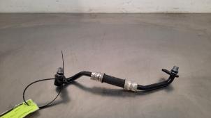 Gebruikte Oliedruk Leiding Porsche Cayenne II (92A) 3.0 D V6 24V Prijs € 72,60 Inclusief btw aangeboden door Autohandel Didier