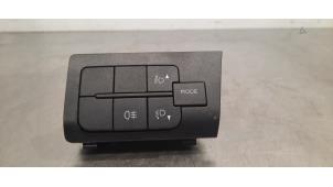 Gebruikte Mistlamp Schakelaar Citroen Jumper (U9) 2.0 Blue HDi 130 Prijs € 30,25 Inclusief btw aangeboden door Autohandel Didier