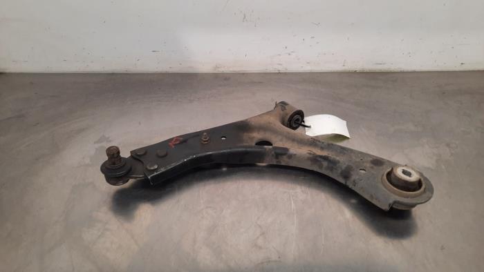 Bras de suspension avant gauche Ford Focus