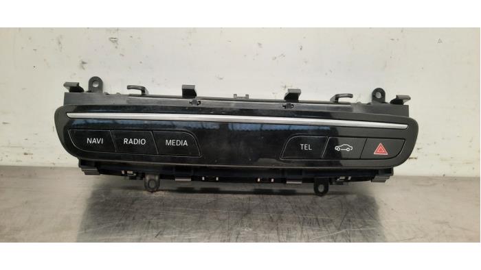 Panneau commande radio Mercedes C-Klasse