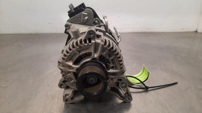 Dynamo Mercedes C-Klasse