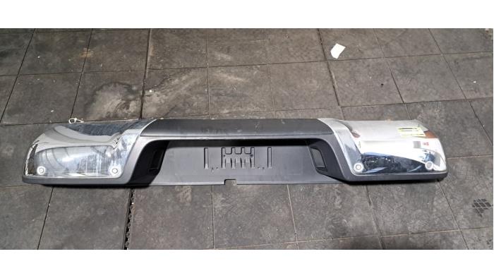 Задній бампер Ford Ranger