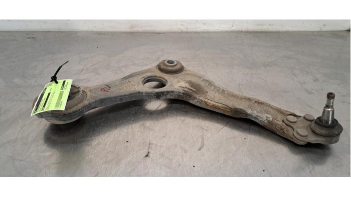 Bras de suspension avant droit Renault Megane
