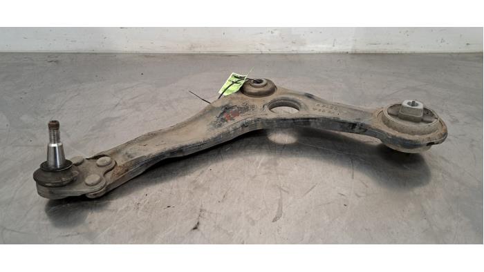 Bras de suspension avant gauche Renault Megane